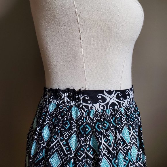 Angie Geometric Printed Summer Mini Skirt Medium - Picture 7 of 12